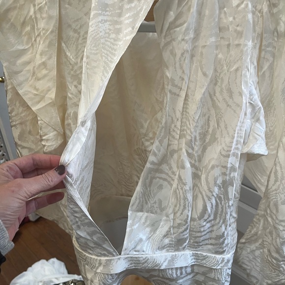 Ronny Kobo Silk open back top. Stunning. NWOT Size M - Picture 8 of 9